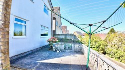 Gellideg Heights, Maesycwmmer, CF82