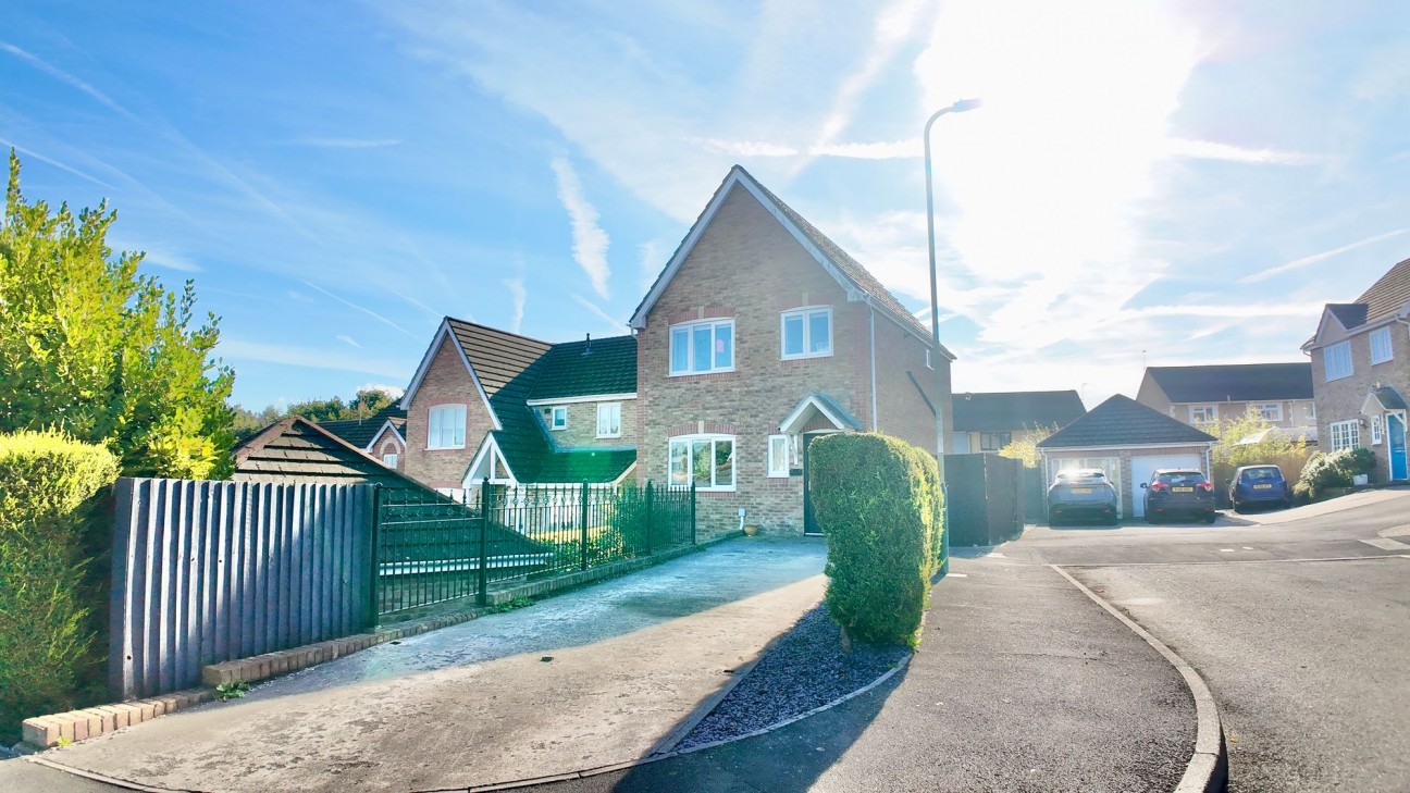 Burnet Drive, Pontllanfraith, NP12