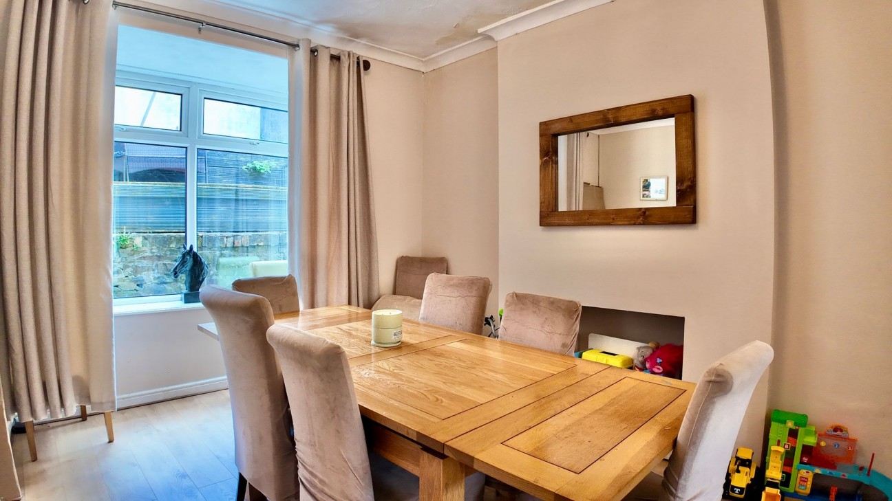 Alexandra Road, Six Bells, NP13