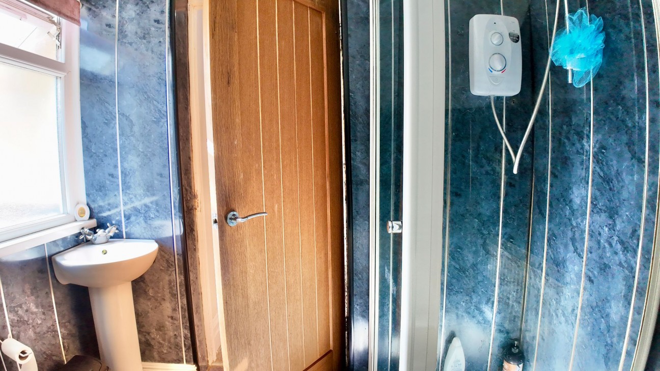 Alexandra Road, Six Bells, NP13