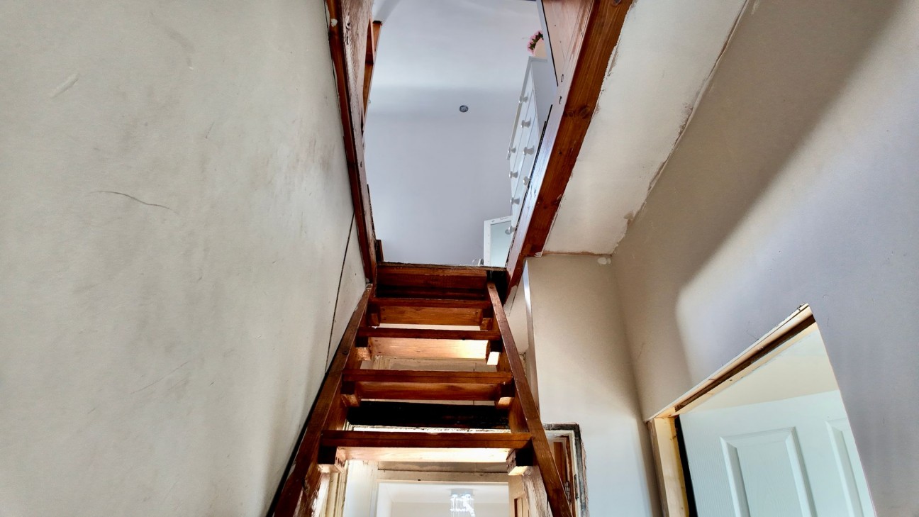 Alexandra Road, Six Bells, NP13