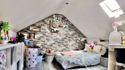 Alexandra Road, Six Bells, NP13