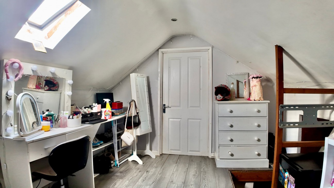 Alexandra Road, Six Bells, NP13