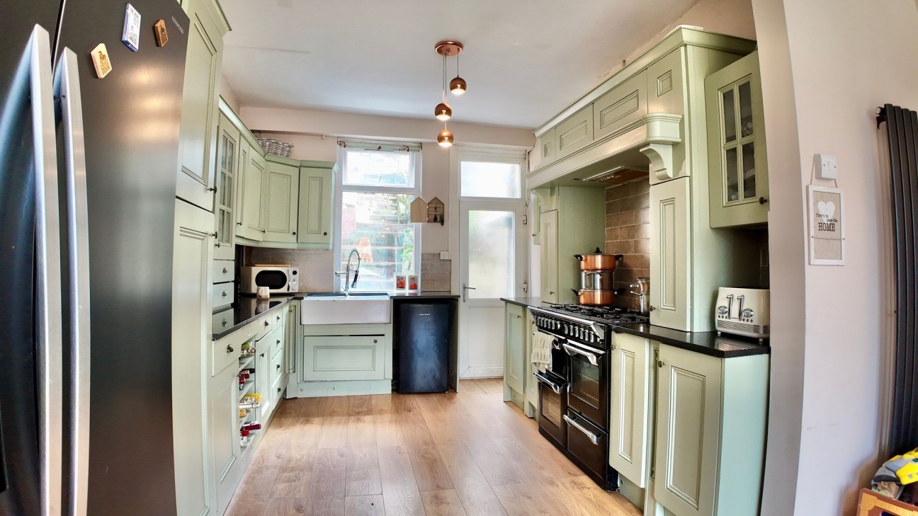 Alexandra Road, Six Bells, NP13