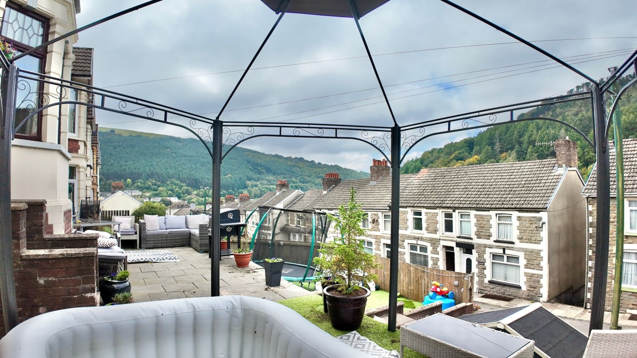 Alexandra Road, Six Bells, NP13