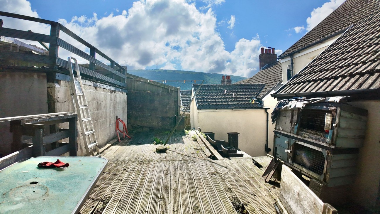 Alexandra Road, Six Bells, NP13