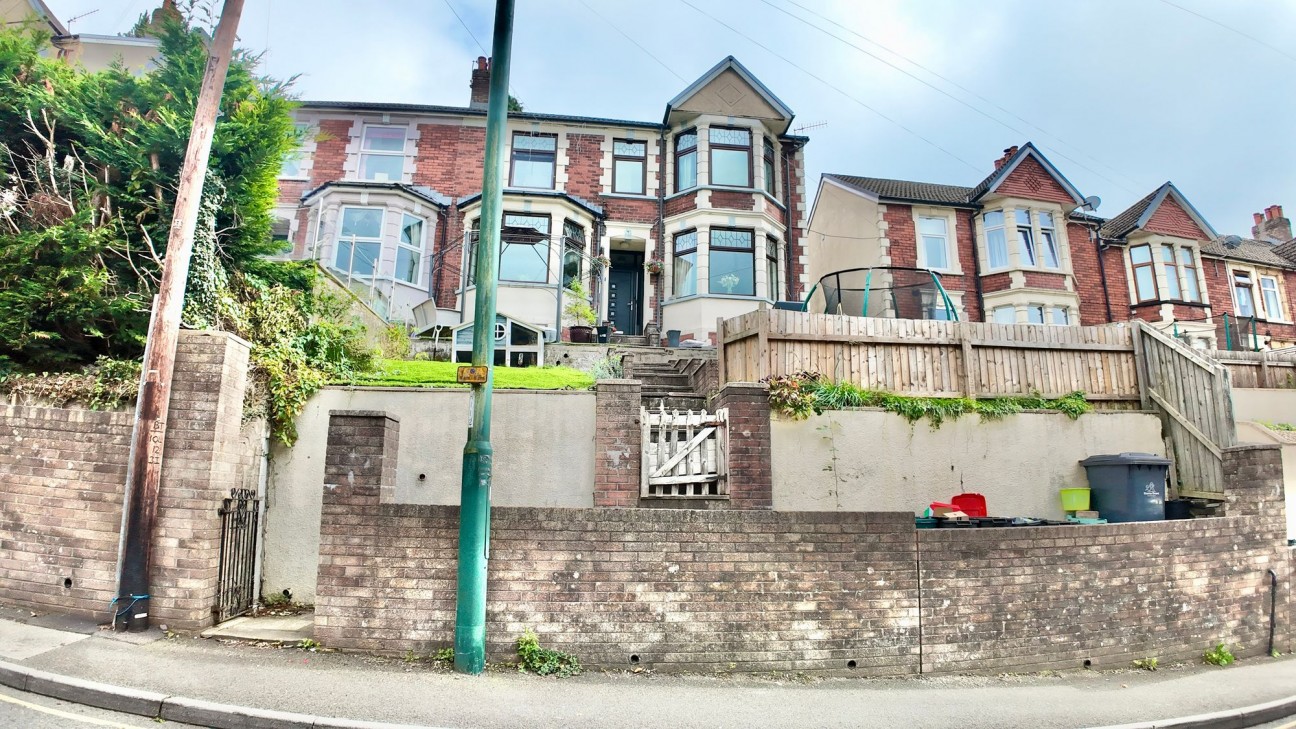 Alexandra Road, Six Bells, NP13