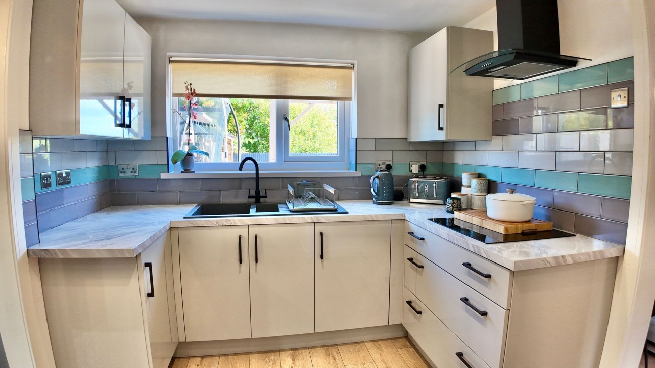 Montclaire Avenue, Blackwood, NP12