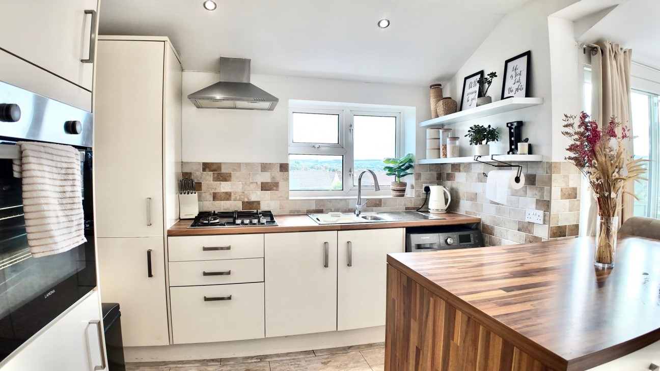 Albany Road, Blackwood, NP12