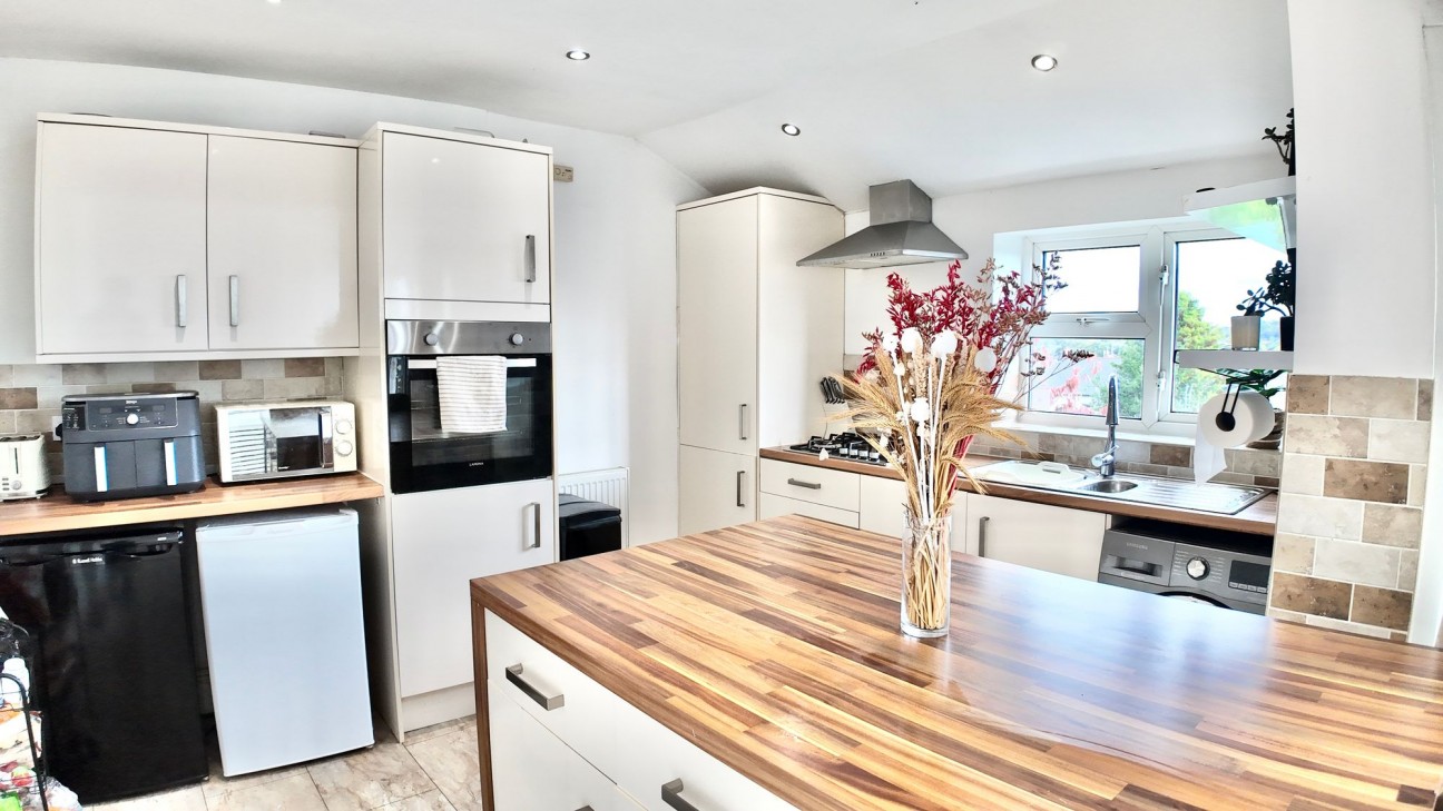 Albany Road, Blackwood, NP12