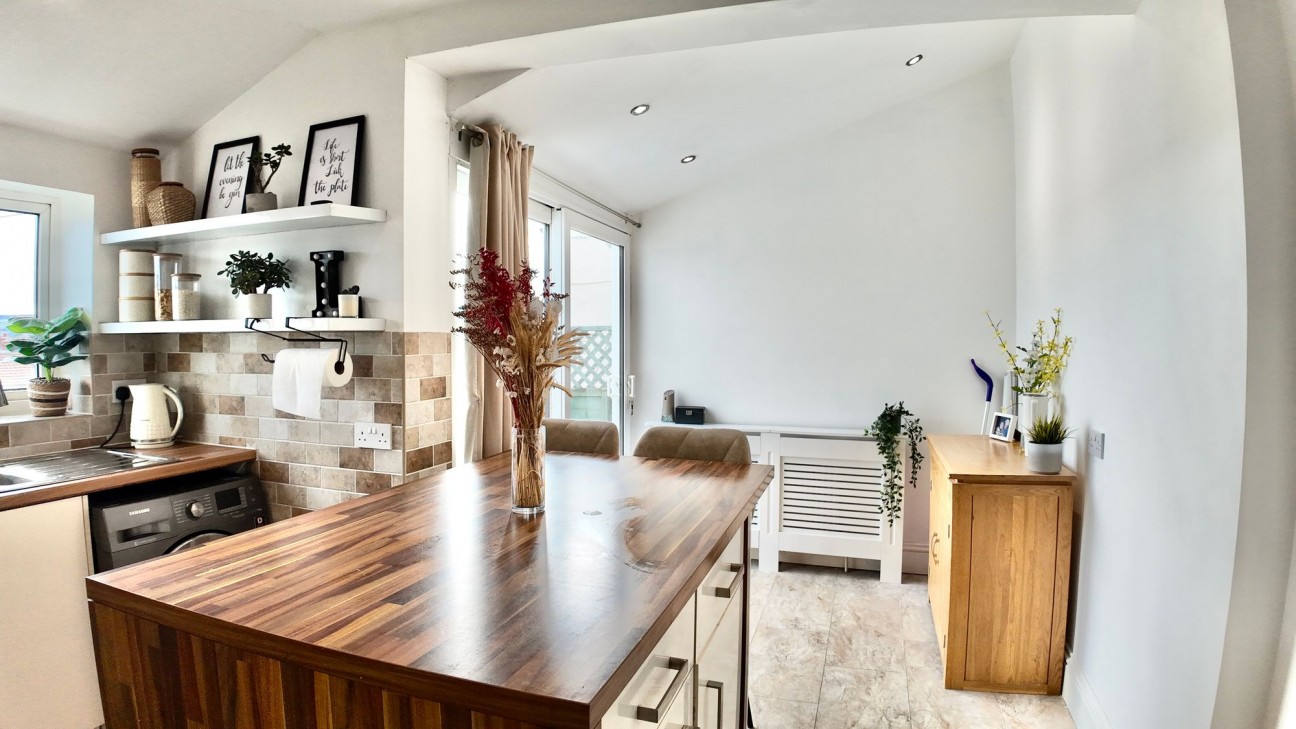 Albany Road, Blackwood, NP12