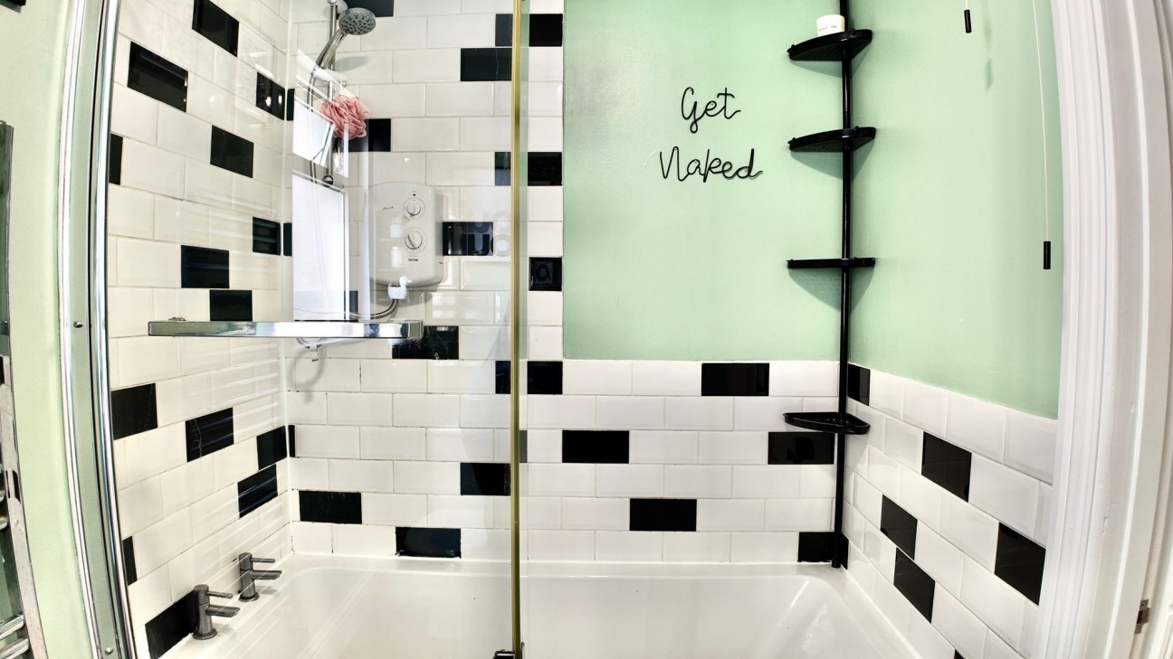 Albany Road, Blackwood, NP12