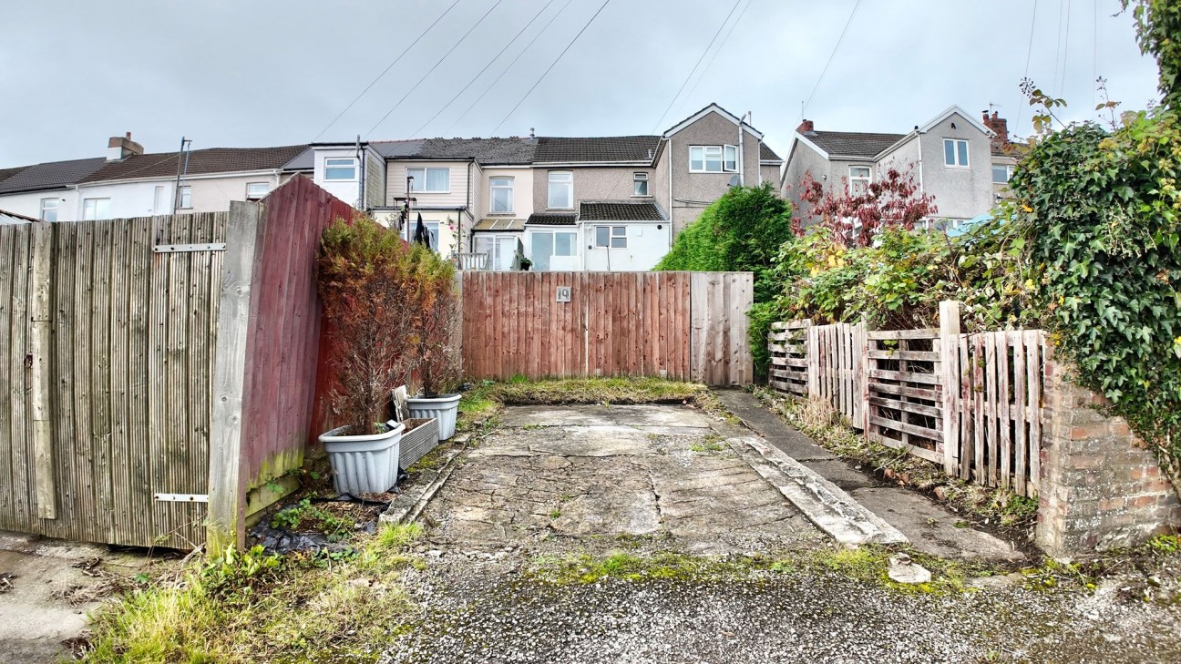 Albany Road, Blackwood, NP12