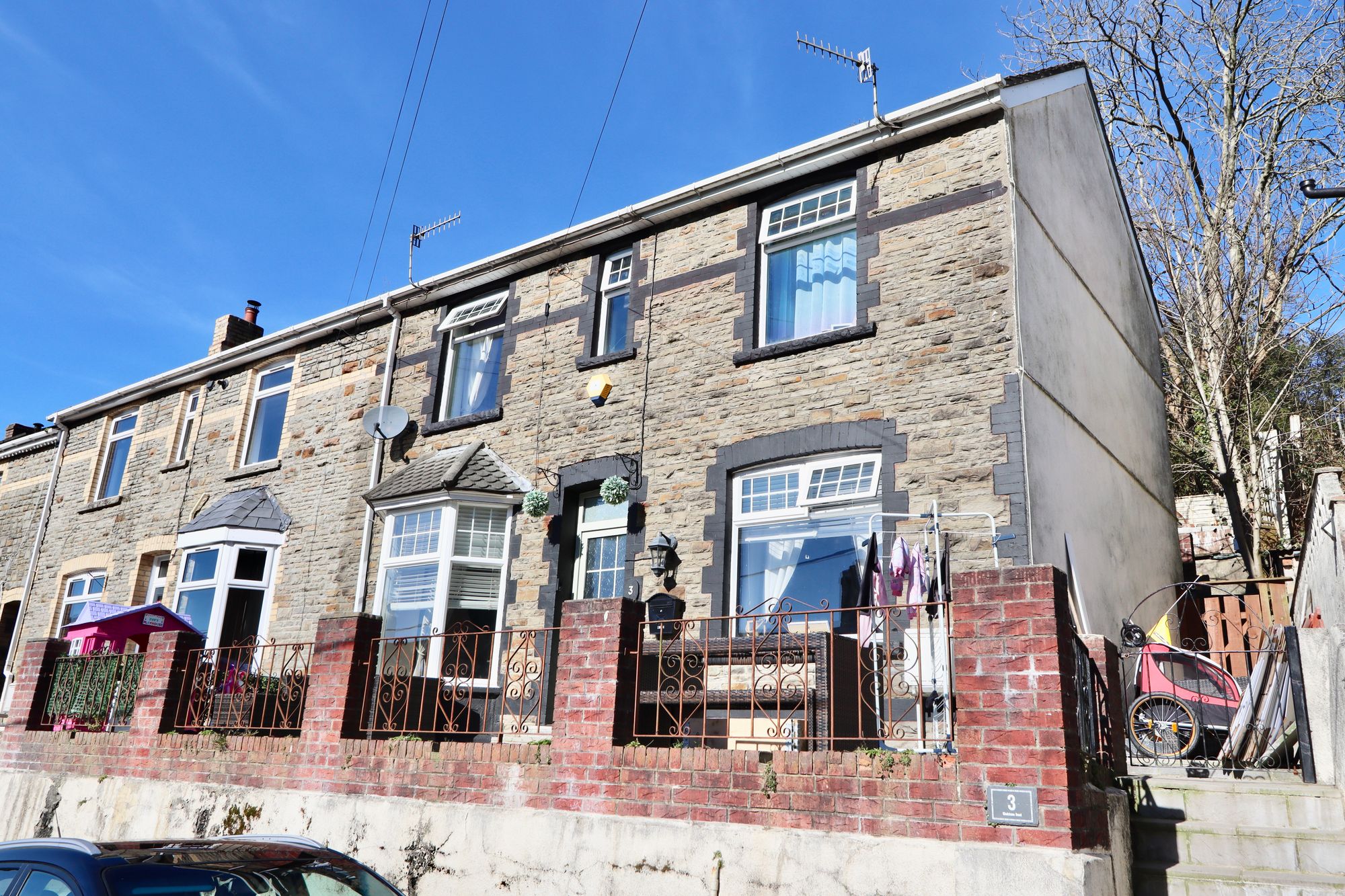 Gladstone Road, Crumlin, NP11