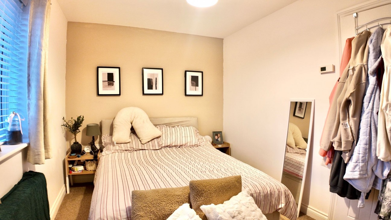 Orchid Grove, Pontllanfraith, NP12