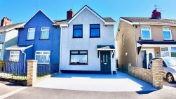 Penybryn Avenue, Cefn Fforest, NP12