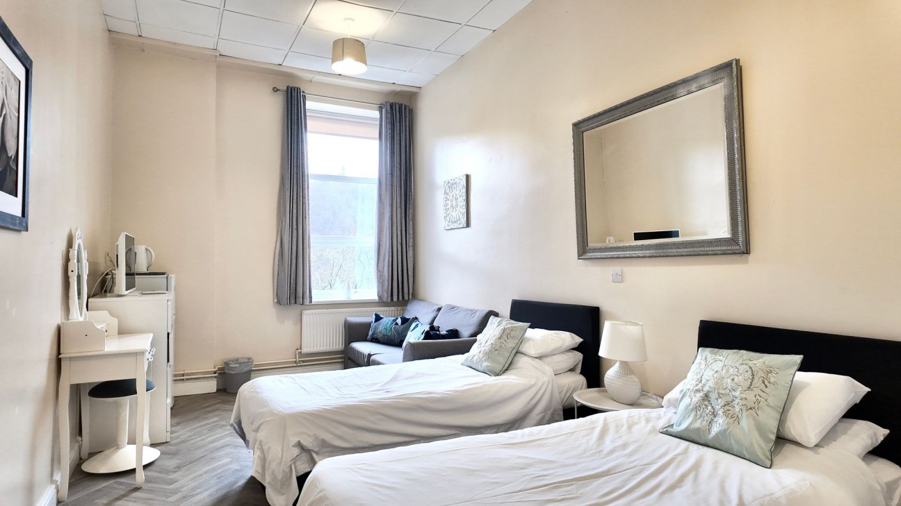 High Street, Llanhilleth, NP13