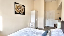 High Street, Llanhilleth, NP13