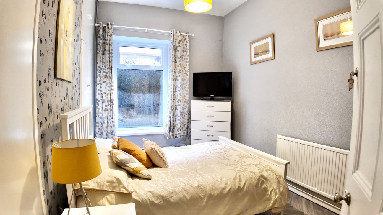 High Street, Llanhilleth, NP13