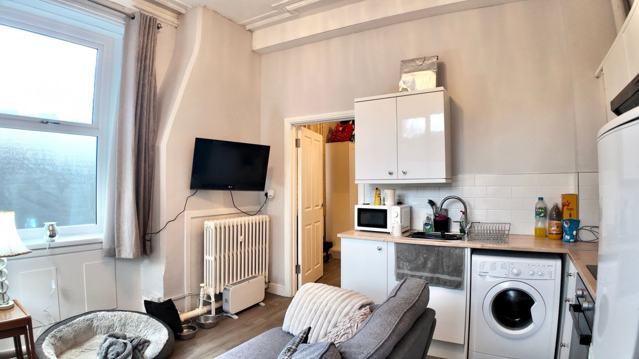 High Street, Llanhilleth, NP13