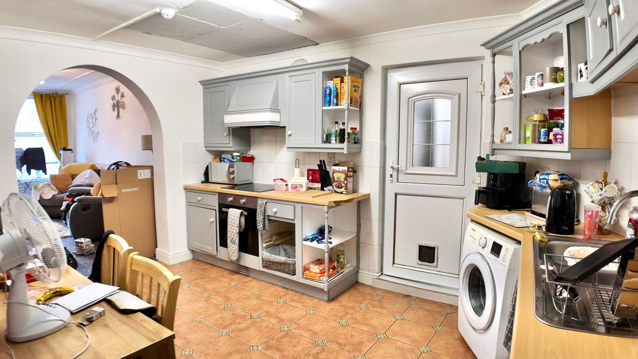 High Street, Llanhilleth, NP13