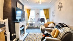 High Street, Llanhilleth, NP13