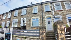 High Street, Six Bells, NP13