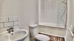 High Street, Six Bells, NP13