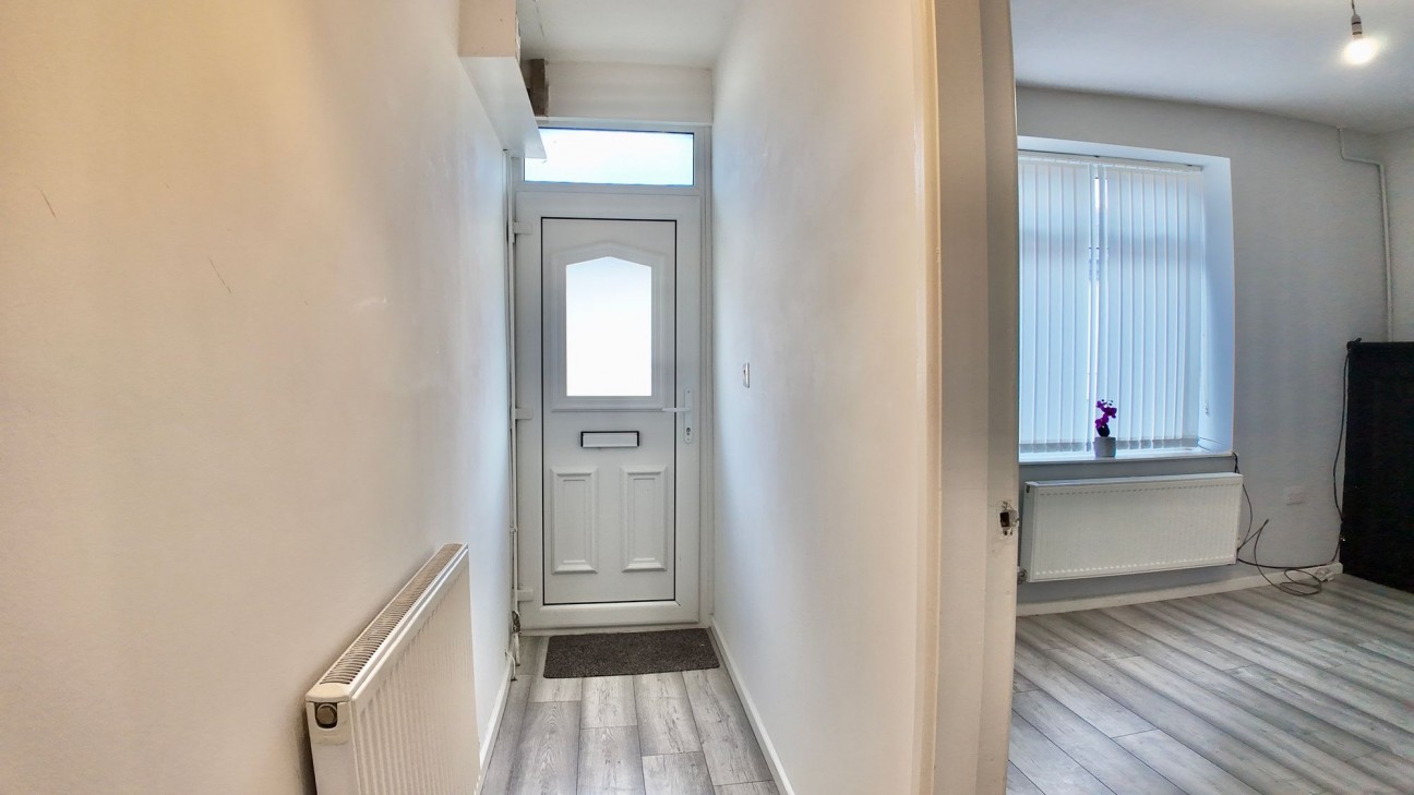 High Street, Six Bells, NP13