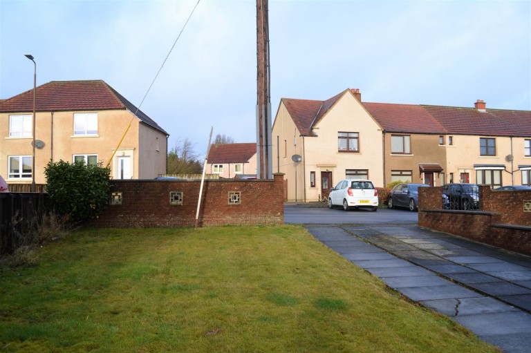 Princes Street, California, FK1