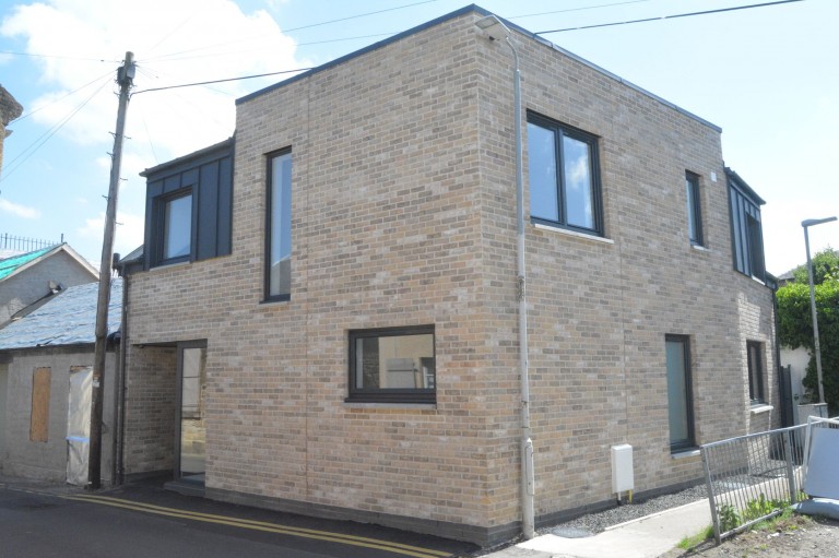 Bean Row, Falkirk, FK1