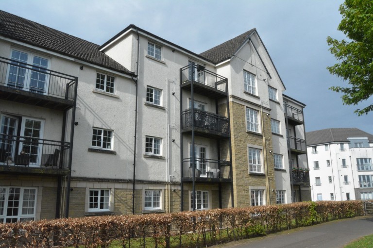 Crown Crescent, Larbert, FK5