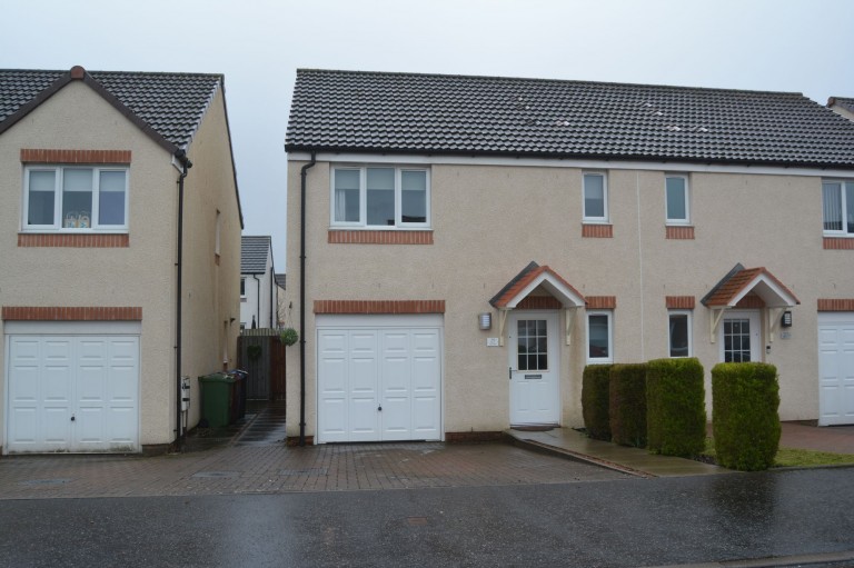 Hedgerow Drive, Larbert, FK5