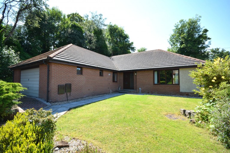 The Grange, Brightons, FK2