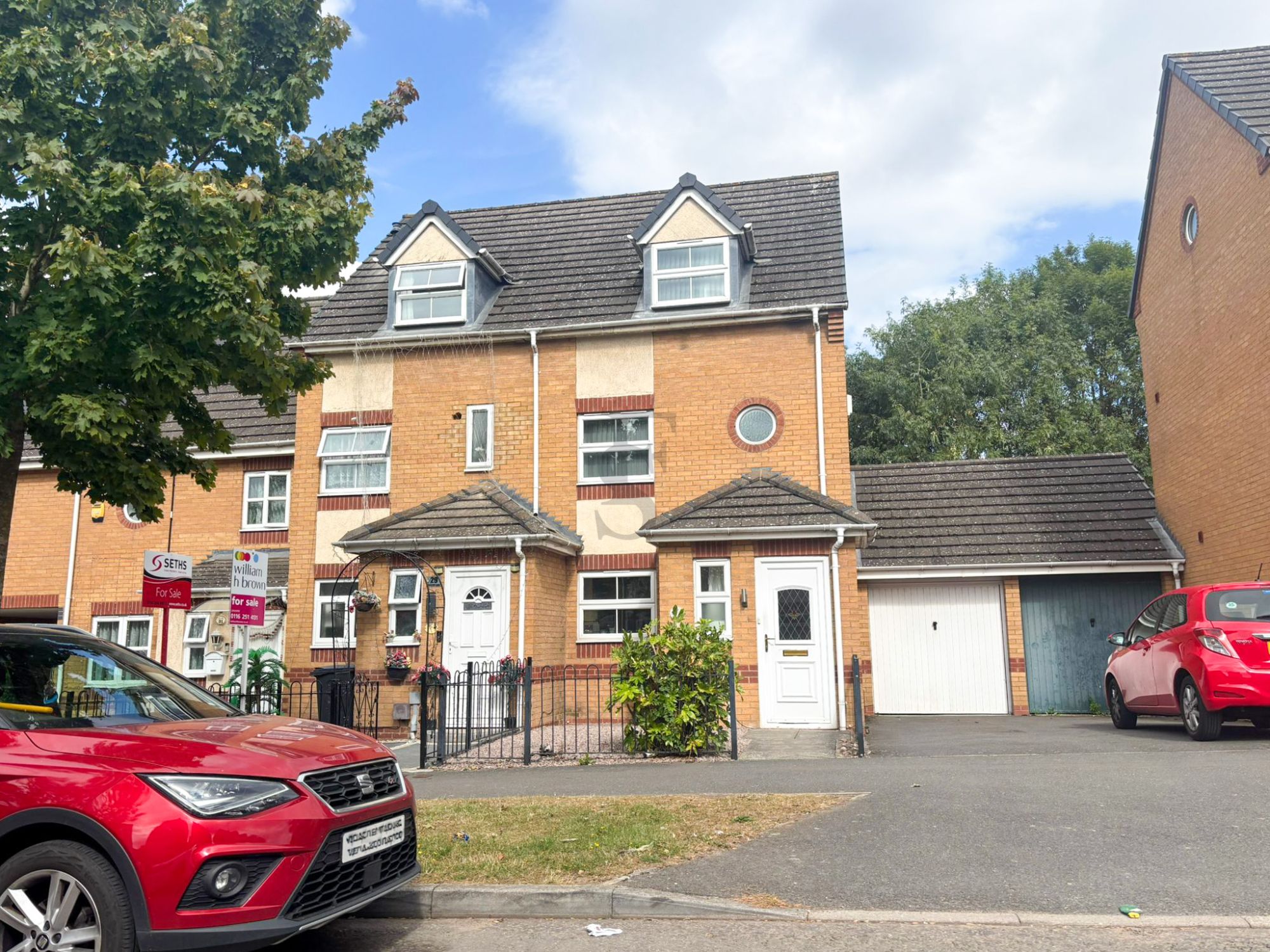 Kestrel Lane, Hamilton, Leicester