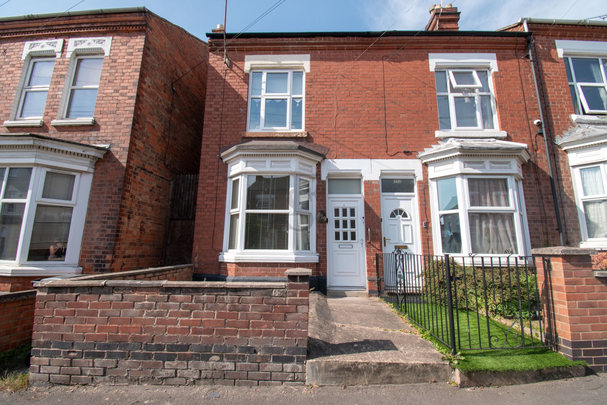 Clarendon Park Road, Clarendon Park