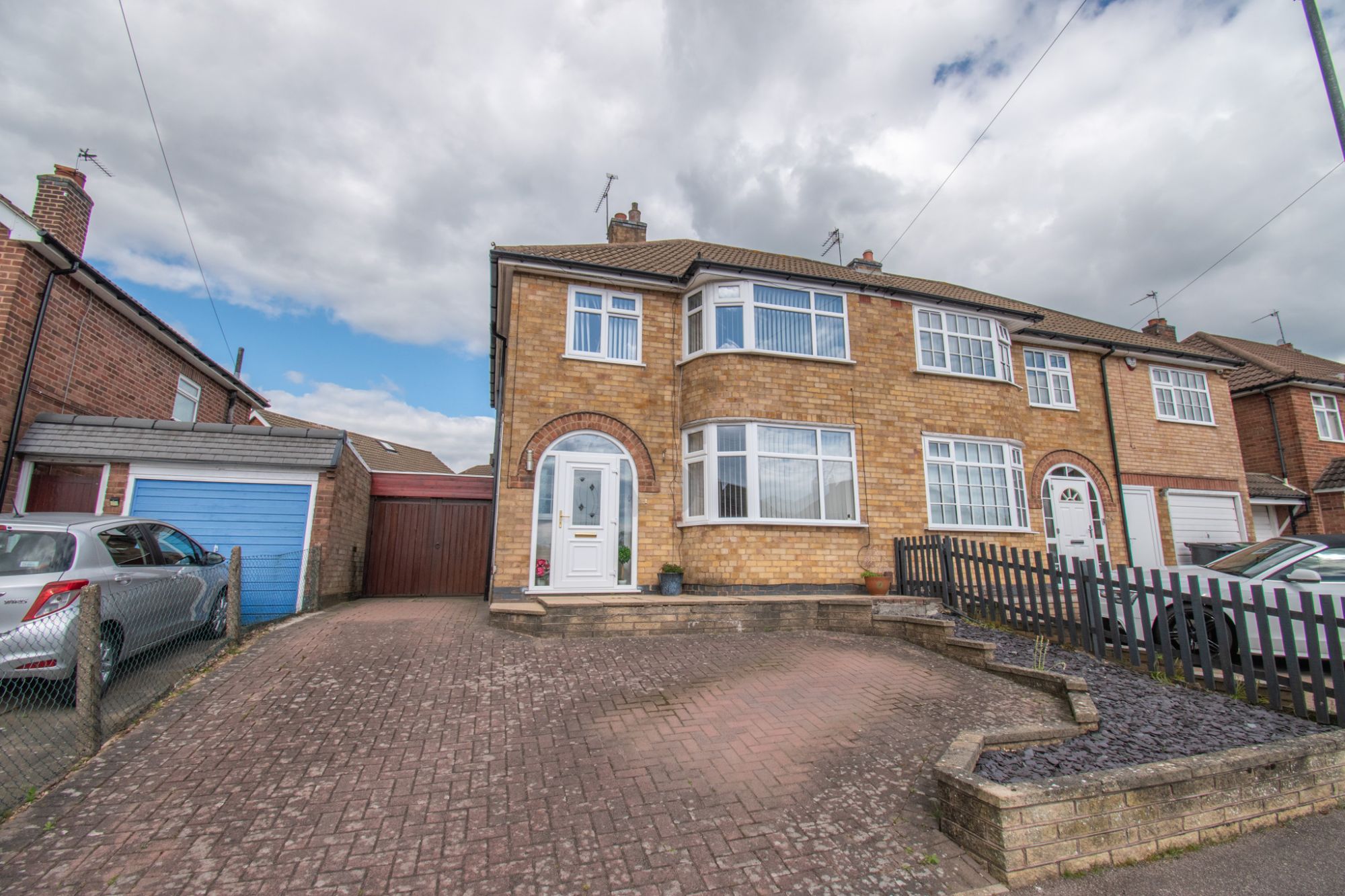 Queensgate Drive, Birstall
