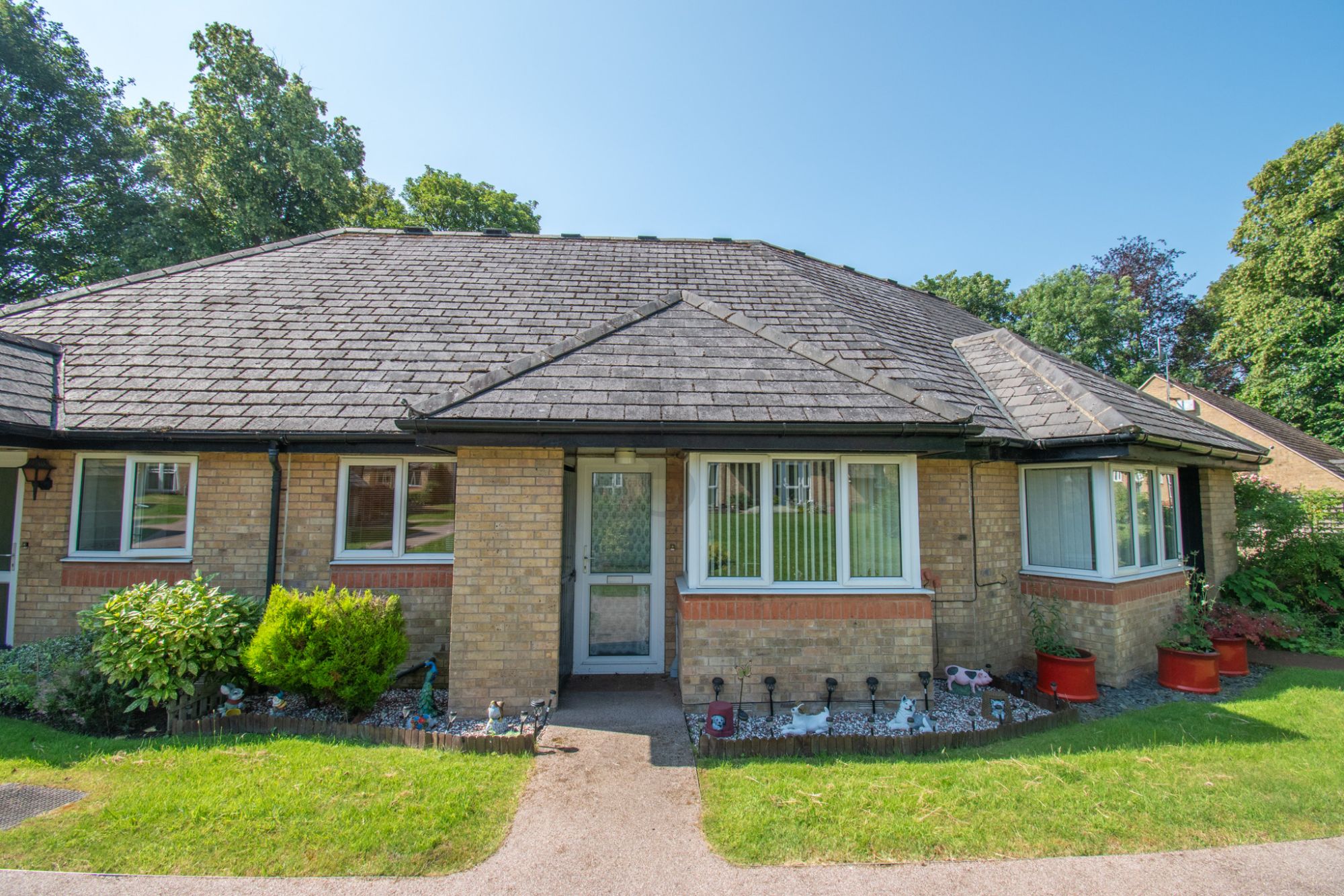 Hendon Grange, Leicester