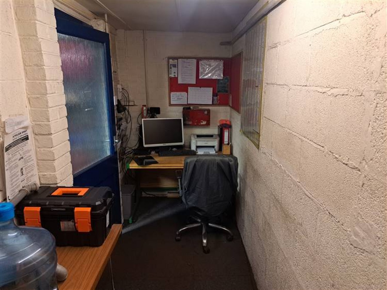WOODBINE GARAGE, Sinfin Moor Lane, off SInfin Lane, Sinfin, Derby, DE24 9HW