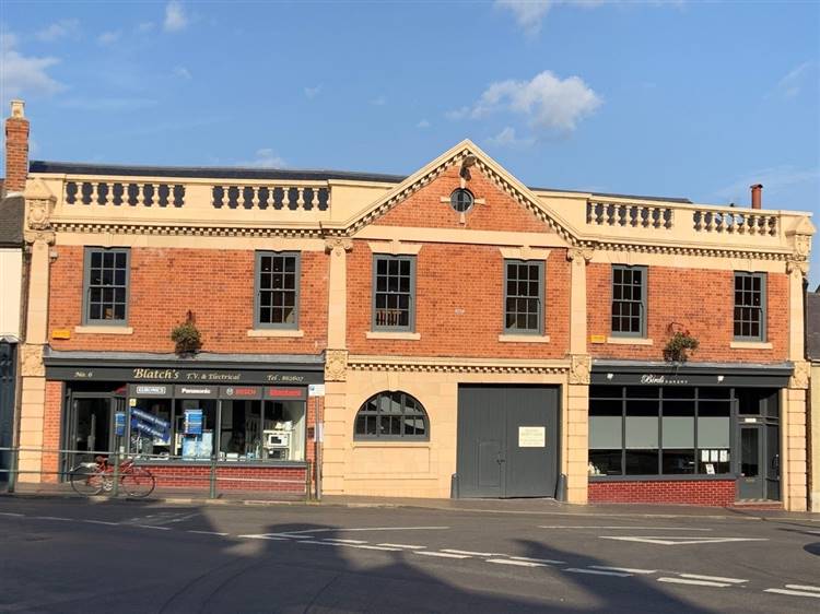 THE STUDIO, 6a Market Place, Melbourne, Derbyshire, DE73 8DS