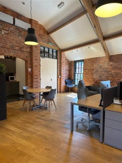 THE STUDIO, 6a Market Place, Melbourne, Derbyshire, DE73 8DS