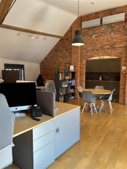 THE STUDIO, 6a Market Place, Melbourne, Derbyshire, DE73 8DS
