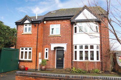 View full details for Dickins Road, Warwick