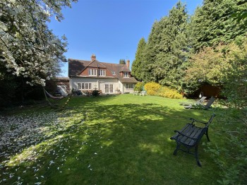 Moreton Paddox, Moreton Morrell, Warwick