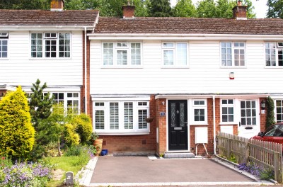 View full details for Stuart Close, Warwick