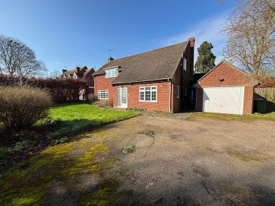 View full details for Leamington Road, Long Itchington, Southam