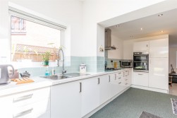 Remenham Drive, Bristol BS9