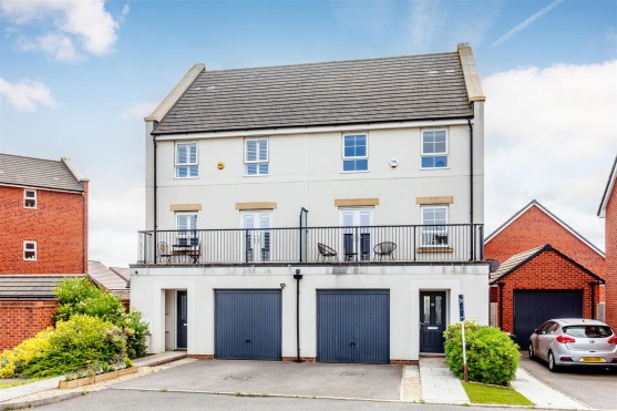 Long Leaze Road, Patchway, Bristol