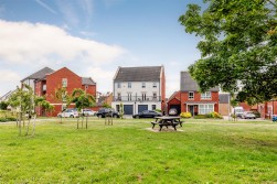 Long Leaze Road, Patchway, Bristol