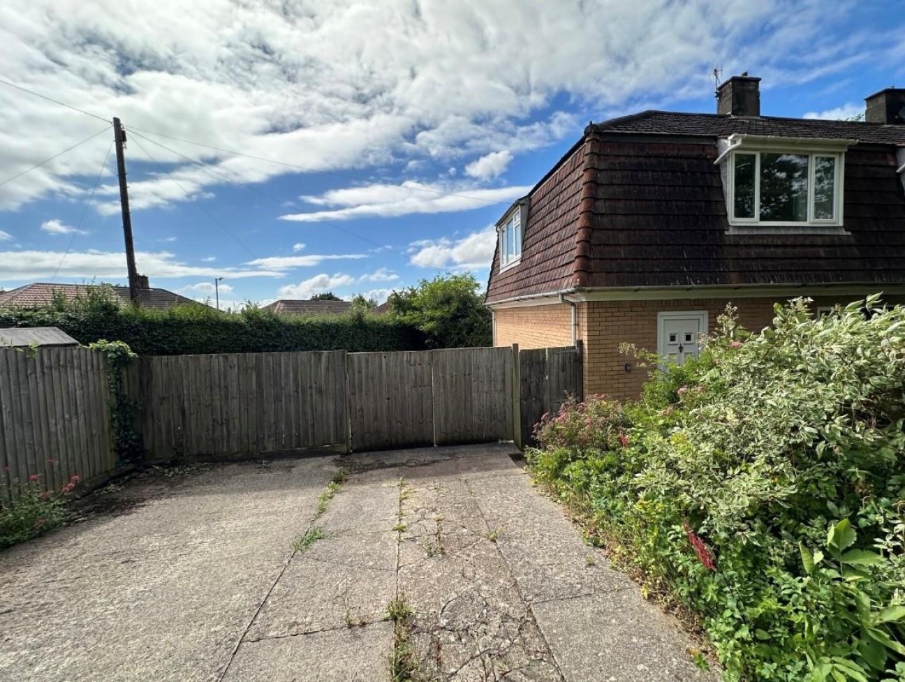 St. Laud Close, Bristol